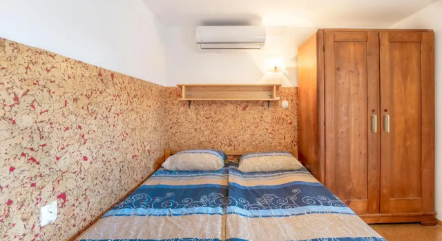 Fortun Estate - apartmaji ob reki Kolpi, Book Apartment Hotels in Metlika with a Pool, Swimming Pool