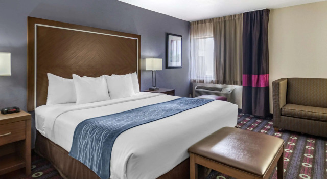 Двухместный люкс Comfort Inn Tulsa Midtown