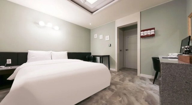 Cheongju Tomato Hotel, Забронировать Отель Чхонджу провинция Чхунчхон-Пукто