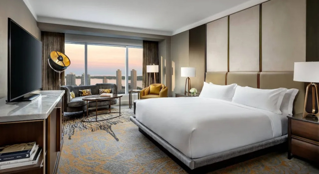 Двухместный номер с видом на город The Ritz-Carlton, Toronto