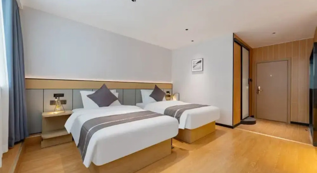 Двухместный номер Comfort JI Hotel Guangzhou Baiyun Station Sanyuanli Avenue