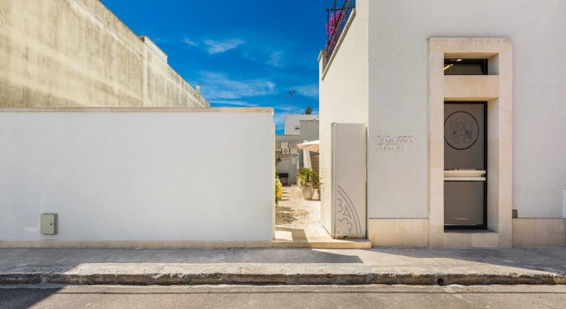 3154 Villa Floralù by Perle di Puglia, Book Villa Hotels in Collepasso with a Pool, Swimming Pool