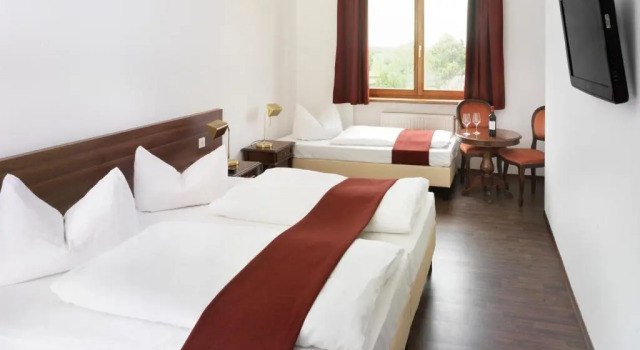 Трёхместный номер Standard Hotel Marc Aurel