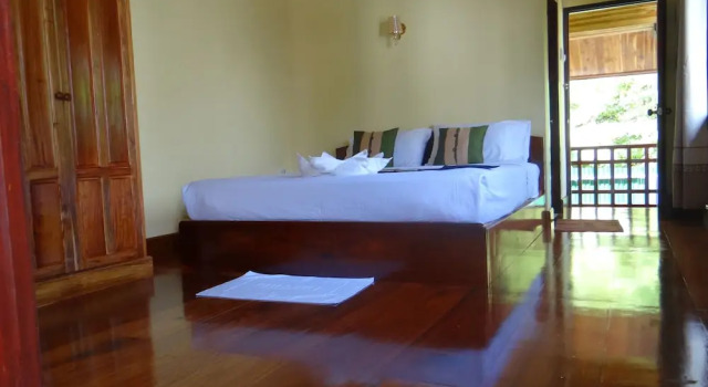 Двухместный номер Superior с балконом Villa Somphong