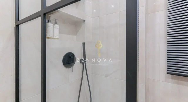 Zennova 72 Tsinari Luxury Suite, Забронировать Апартаменты/квартира Апартаменты Салоников, рядом с Базилика Святого Димитрия, Апартаменты/квартира