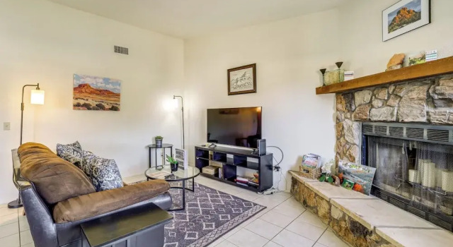 Апартаменты Sedona Condo on Golf Course w/ Pool Access!