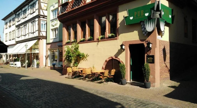 PUB 111 - Die Altstadt Unterkunft, Забронировать Отель Мильтенберг Шпессарт, рядом с Мыльтенбергский замок