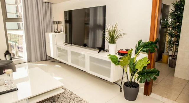 Spacious One-bedroom Apartment at Al-jaddaf