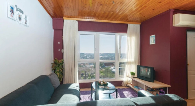 Stunning Apartment in Solin With 3 Bedrooms and Wifi