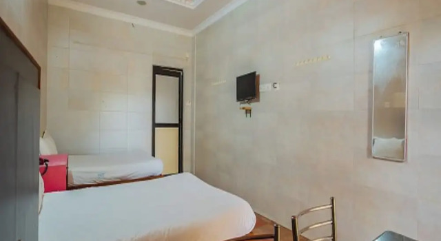 Четырёхместный номер Deluxe sagar Residency