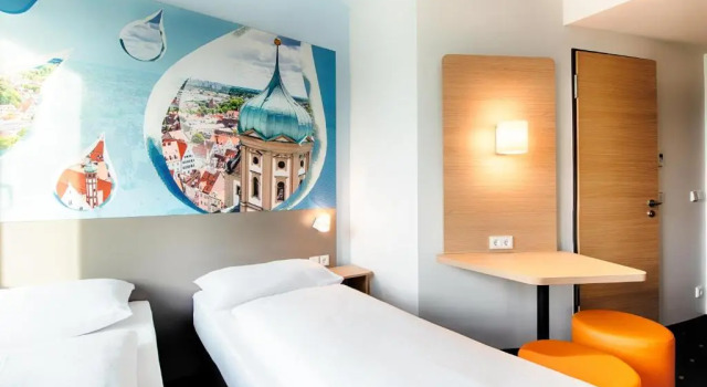 Трёхместный номер B&B Hotel Augsburg-Nord