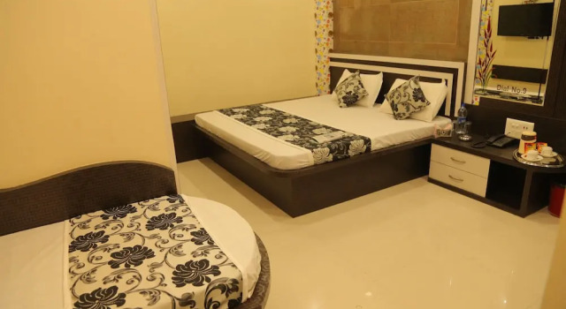 Трёхместный номер Deluxe c 1 комнатой Hotel Royal Ajmer
