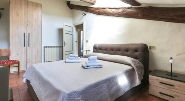 Massimiliano apartment in center with AC
