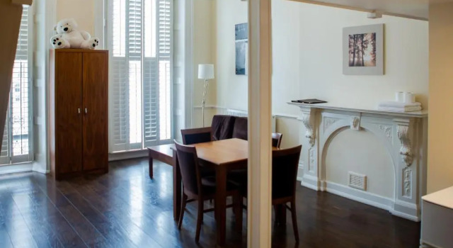 Четырёхместный номер Standard Marylebone Inn