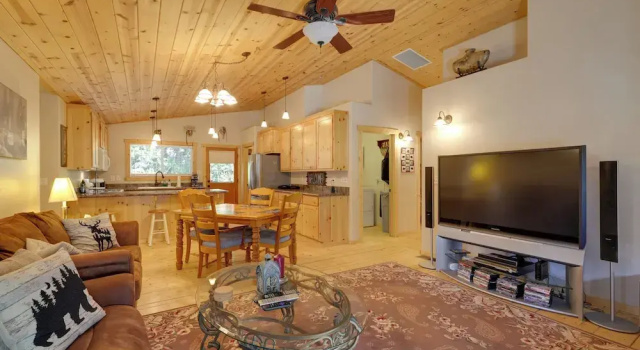Near Hikes: Arnold Cabin w/ EV Charger & Fire Pit
