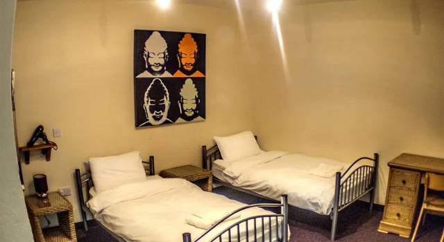 Victoria Warehouse Hotel