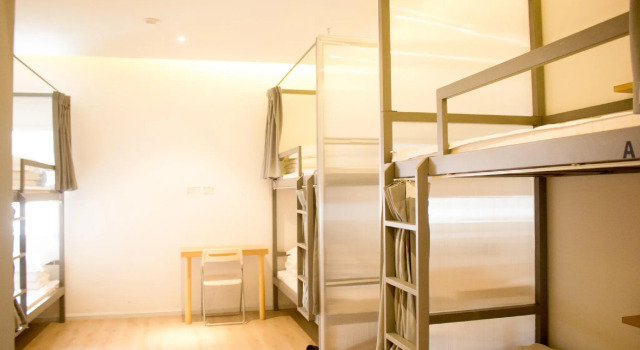 Кровать в общем номере (женский номер) Together.  hostel