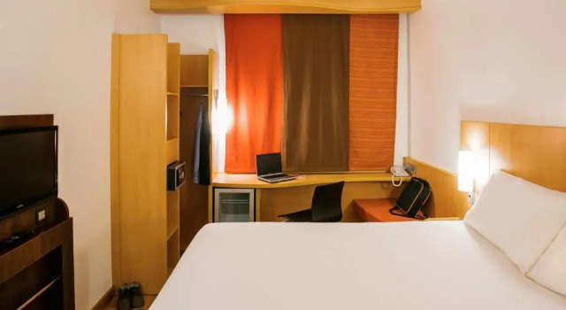 Номер Standard Ibis Lagos Ikeja