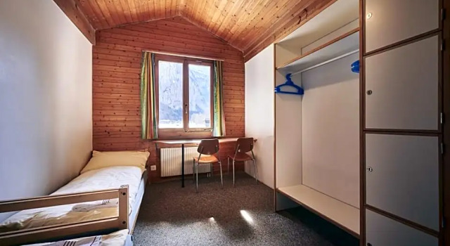 Alpine Base Hostel, Prenota Ostello Lauterbrunnen 