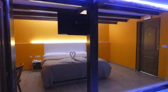 Двухместный люкс Motel Caldas