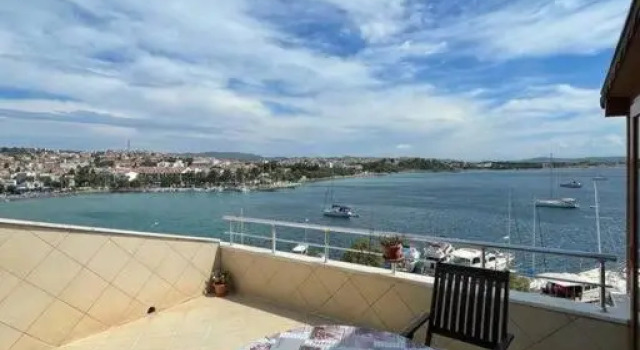 Datça Merkezde Denize Sıfır 2+1, Rezervovat Hotel Hotely v Mugla s parkováním, Parkování