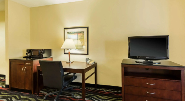 Двухместный люкс Comfort Suites Beaumont I-10