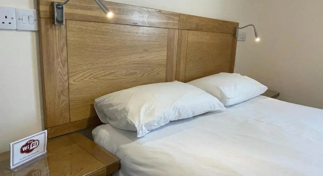 Claxton Hotel, Забронировать Отель Редкар 