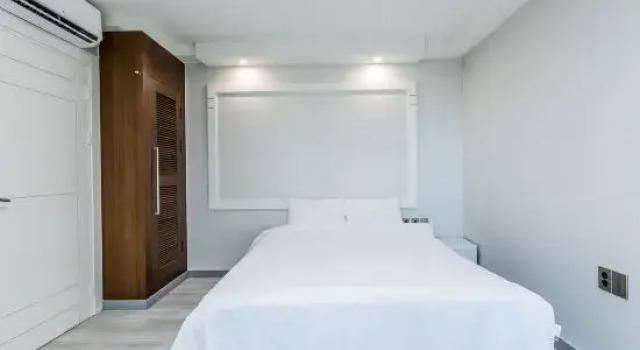 Студия Monaco Pool Pension