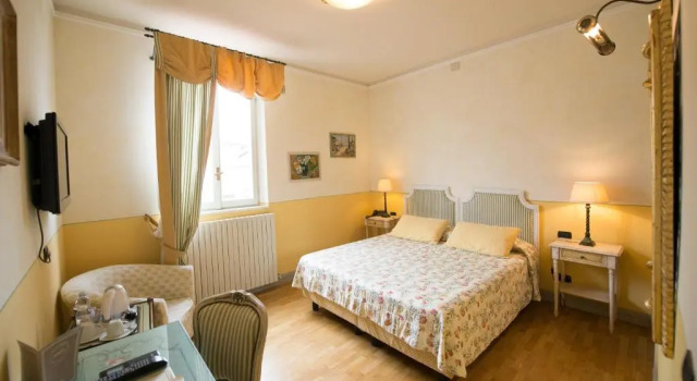 Double room with lake view Hotel Posta