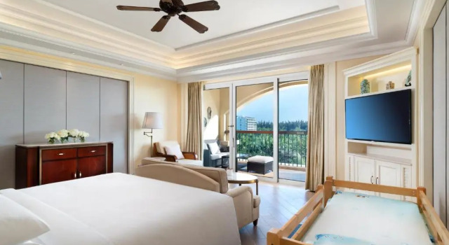 Двухместный семейный номер Standard с балконом и с видом на сад JW Marriott Sanya Haitang Bay Resort & Spa