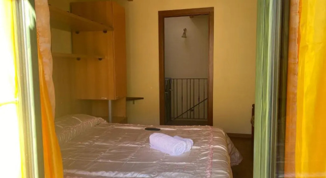 La casetta della nonna, Book Hotel Hotels in Abruzzo with Parking, Parking