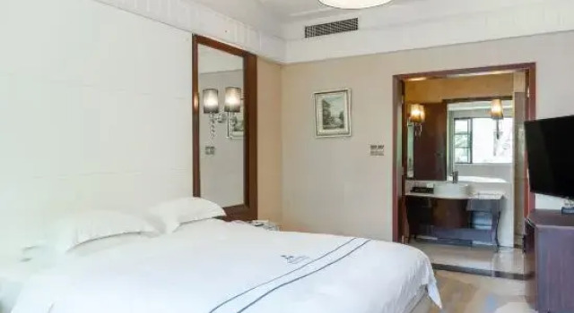 Люкс с видом на сад Chengdu Xishu Forest Hotel