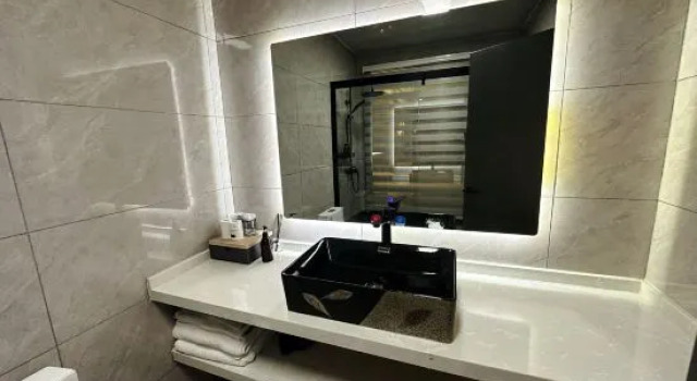Suite Jinghehe Hotel