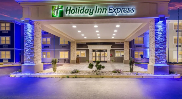 Comfort Inn, Varaa Hotelli Hotellit New England uima-altaalla, Uima-allas