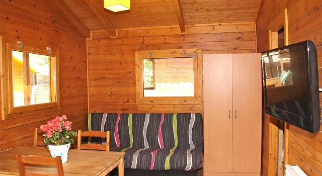Camping Abadesses, Buchen Sie Campingplatz Camping & Glamping in Ripolles, Campingplatz