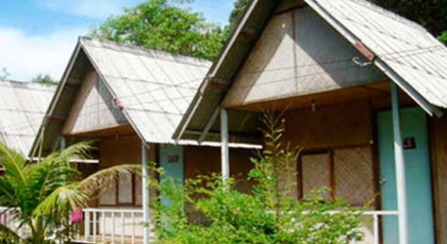 Phi Phi Long Beach Bungalow, Забронировать Отель Недорогие отели Южного Таиланда, недорого
