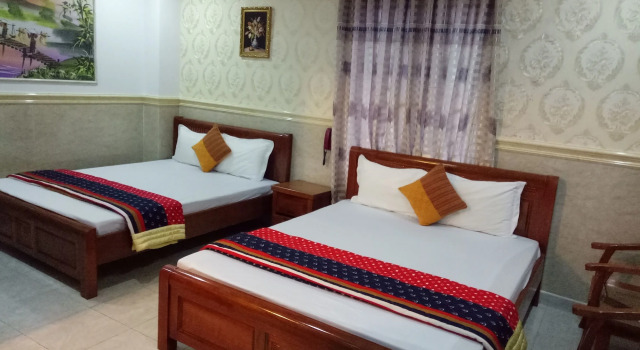 Duc Long Airport Hotel, Забронировать Отель Отели Танбинь с парковкой, Парковка