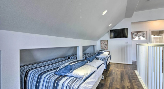 Коттедж Bayfront Fishing Pier: Galveston Island Home