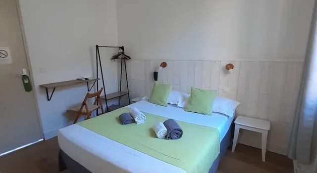 Номер Economy Hôtel LHerbier dOrange - Accueil Vélo