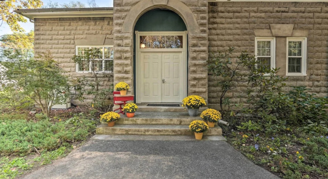 Renovated WV Schoolhouse: History Buffs Heaven!, Κράτηση Ξενοδοχείο Kearneysville Δυτική Βιρτζίνια