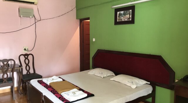 Indraprastham Tourist Home
