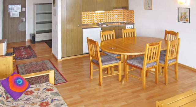 Residence Essert, 预订 酒店 莱斯克伦斯 Sion Ski