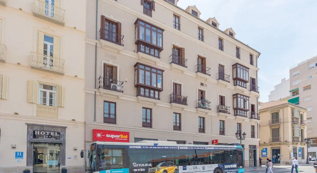 Duplex Atarazanas City Center, Забронировать Апартаменты/квартира Малага - центр Малага, рядом с Музей Кармен Тиссен