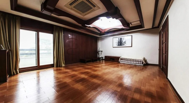 GunSan Riverhill Hotel, Забронировать Отель Отели Кунсан 4 звезды, 4*