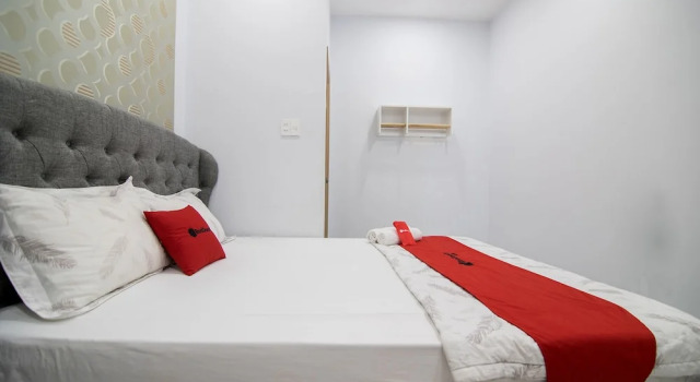 Номер Standard RedDoorz near Saigon Zoo