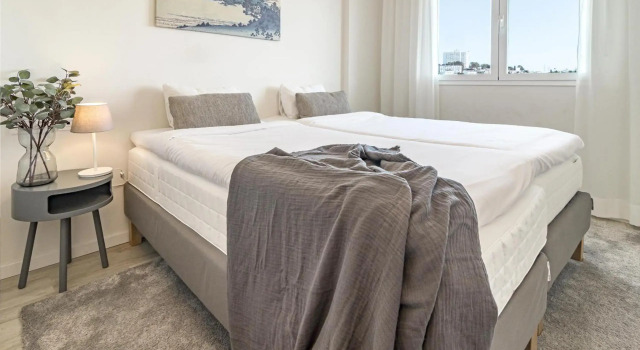 JG- Top Modern Apartment in Nueva Andalucia