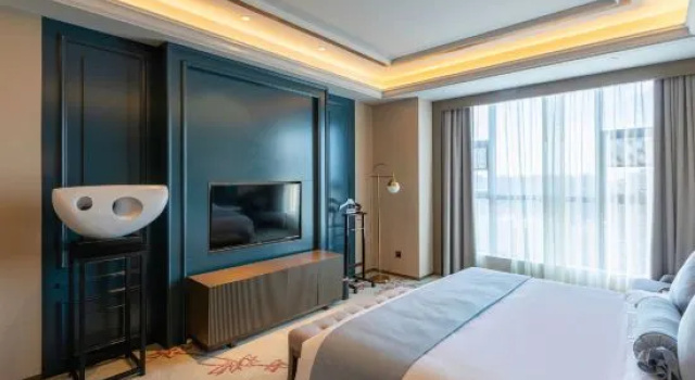 Люкс Executive Phoenix New Century Grand Hotel
