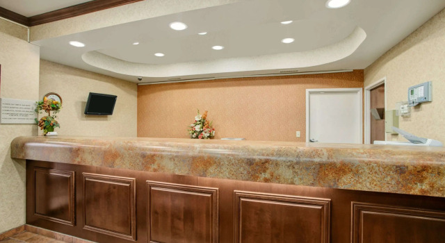 Super 8 by Wyndham Grayville