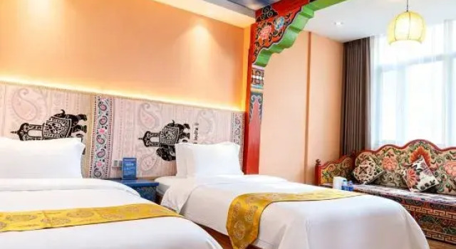 Люкс Yading Totem Boutique Inn