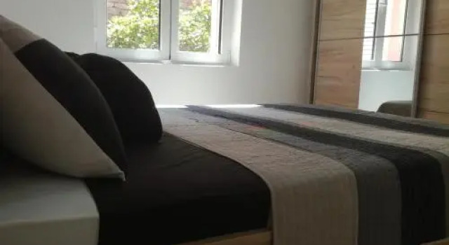 Paunovic Apartments, Book Lejlighed Lejligheder i Lepetane, Lejlighed